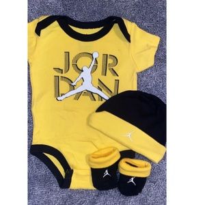 Jordan baby set
